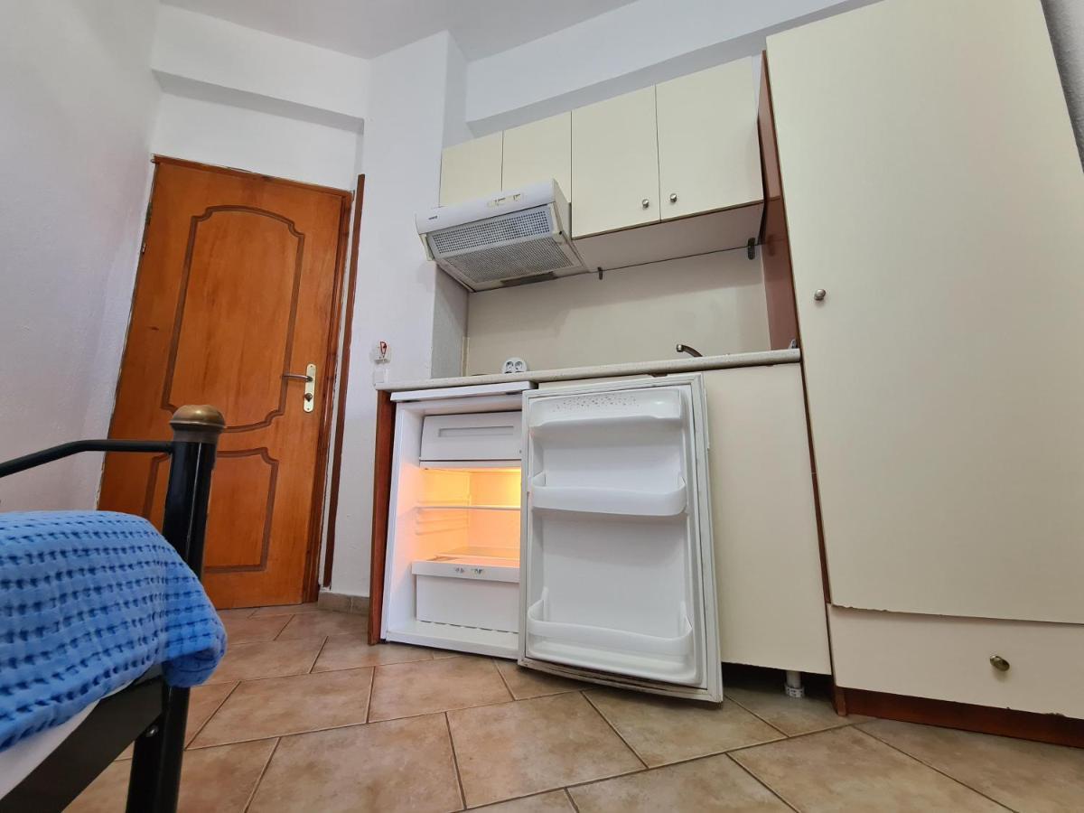 Gallery Амолиани Экстерьер фото