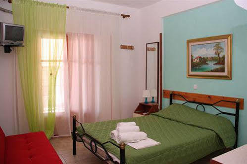 Gallery Амолиани Экстерьер фото